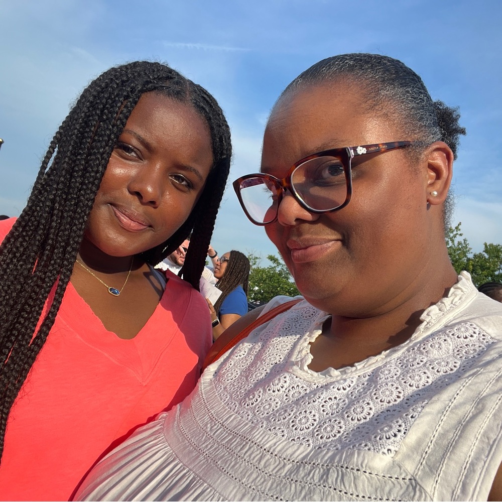 Welcome to Paula's Closet Sign - Picture 6 of 7